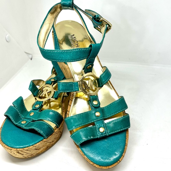 MICHAEL KORS TURQUOISE LEATHER WEDGES SIZE 6 - Picture 7 of 8